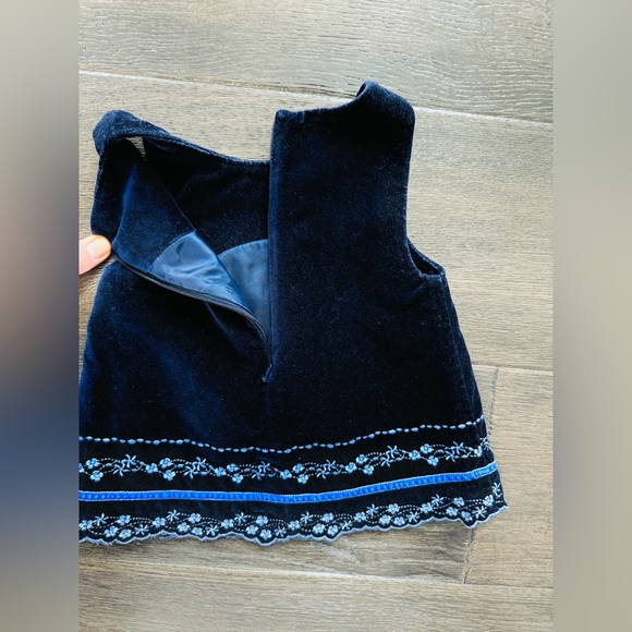 Talbots Baby Girl Blue Velvet Embroidered Dress - size 6 months - Picture 5 of 5